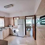 Santos *